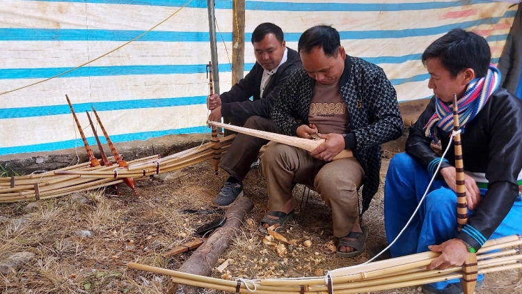 Nriêr pâuz cxuô heir nênhs Việt Nam têx txux chi vênhx huôv jông hnuz xiêz 08-02-2025