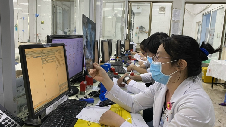 Chuyển đổi số trong y tế- giải pháp quan trọng để hệ thống y tế hiệu quả hơn