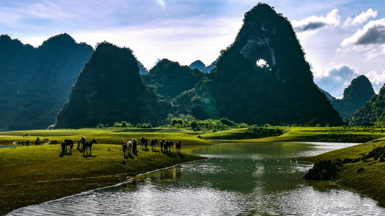 CAO BẰNG ĐÓN ANH VỀ