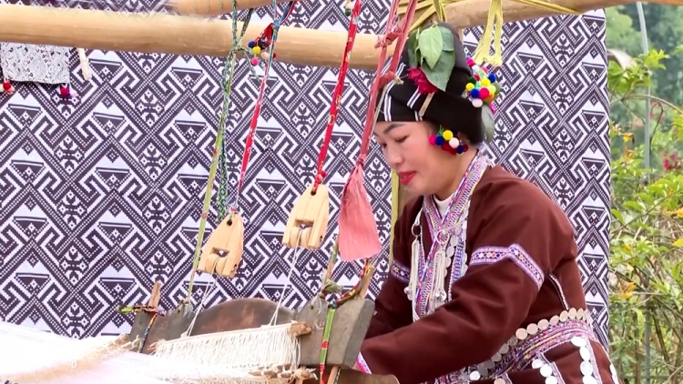 Du lịch cộng đồng tạo sinh kế bền vững cho đồng bào dân tộc thiểu số