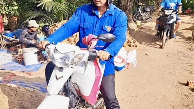 លេខាសម្ព័ន្ធយុវជនឆ្នើមសឺនសុភី