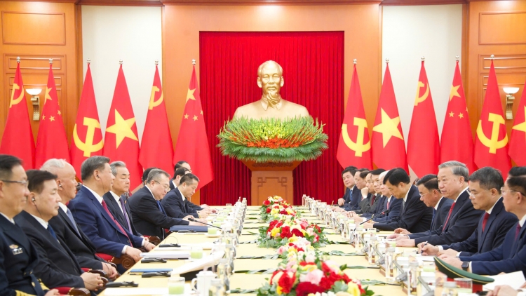 Tơdrong kơtơ̆ng ang năr 15/4/2025