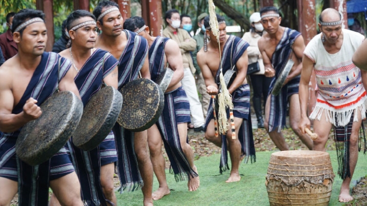 Jơnau đơs pơn đik kòn cau K' Ho