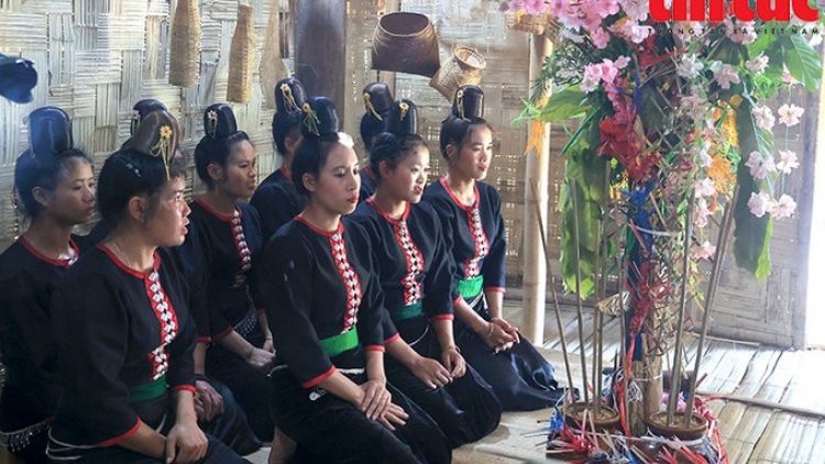 ADAT MẠNG MA – ADAT DI URANG BANGSA XINH MUN