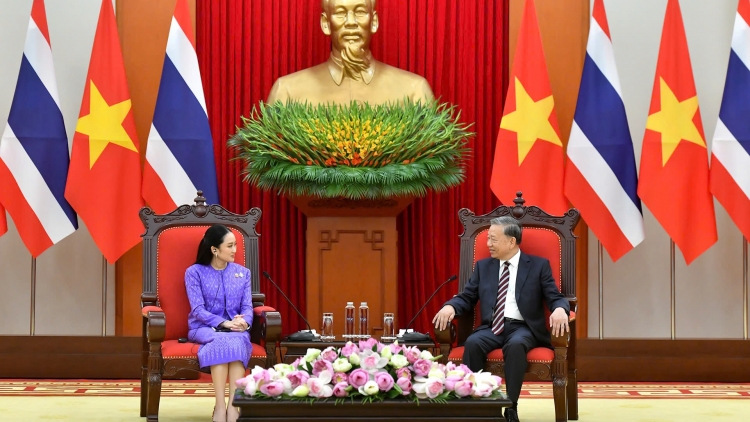 Tơlơi pơhing phrâo hrơi năm, lơ 17-5-2025 