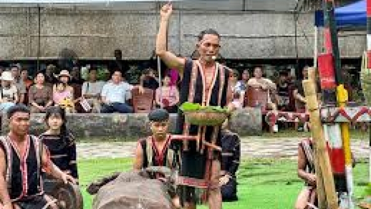 Dŏ dăng sang (Đảm việc nhà)