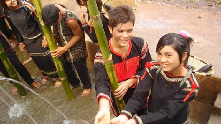 Tây Nguyên ơn Bác đời đời