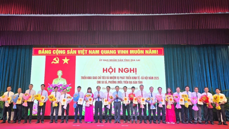 Gia Lai: GRDP tâk 7,49%, mơdêk xúa kŏng ngê̆ tung pơkuâ