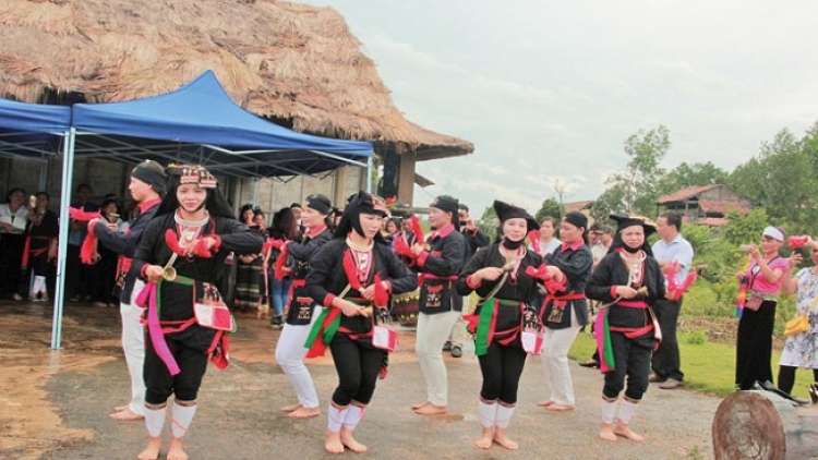 Lầy tzình thzáng ca, páo dung thứ 3 hoi 15/7/2025