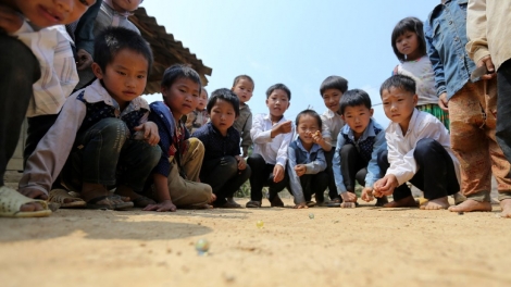 Bùng tangz cù ngoá tzấu công tỏng pháp lấy ziêm tẩy hang Sơn La