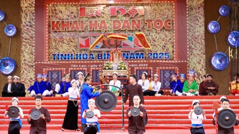 Lễ Khai hạ của người Mường Hòa Bình