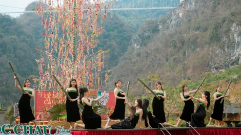 Mộc Châu: "Cầu mưa" gắn kết văn hóa, thúc đẩy du lịch phát triển