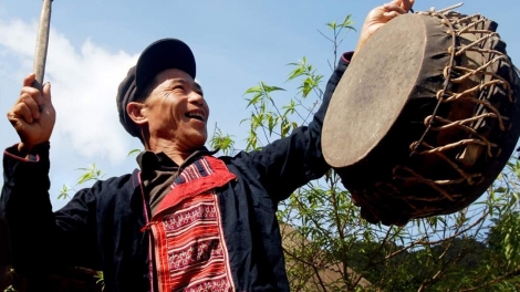 Lầy tzình khzáng ca páo dung chủ nhật 20.4.2025