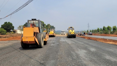 Gia Lai tăng troăng gum pá tung ‘no liăn pro tơmeăm xúa tơdjuôm