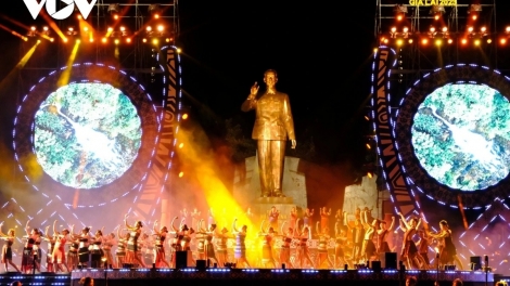 Bác Hồ sống mãi với Tây Nguyên