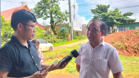 Groi Thủ tướng Nguyễn Hoà Bình đă n’gâng kan bar gưl ta Lâm Đồng ngăch n’glăp dŏng rhong aih