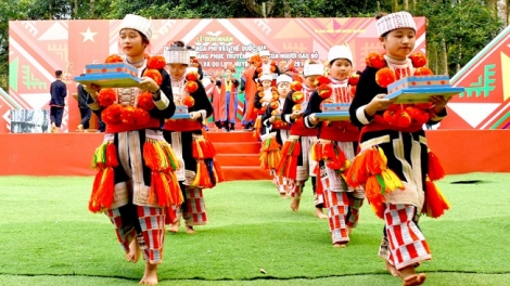 Lầy tzình thzáng ca páo dung chủ nhật hoi 8/6/2026