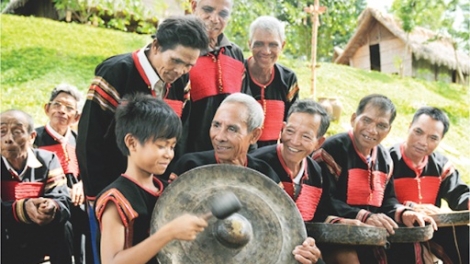 Trâm dêi rơpó pơla kong ƀă têa kơxĭ