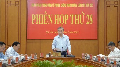Tổng Bí thư Tô Lâm pơgơ̆r ‘măng hop akŏm tang găn sa pơgơ̆m pơjĭp, brăh brư  