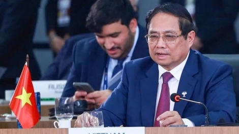 Việt Nam khŏm vang tơgop tơ̆ dôm trong jang lơ pang