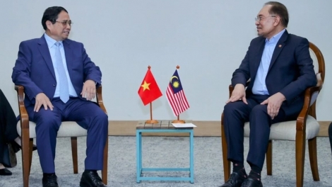 Pôa Phạm Minh Chính Ngế pro xiâm hnê ngăn tơnêi têa trâm Ngế pro xiâm hnê ngăn kong têa Malaysia