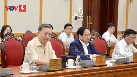 TỔNG BÍ THƯ TÔ LÂM: ĐƠƠNG ÂNG ĐHA ĐHÂM C’MỌOR CÔNG NGHỆ THÔNG TIN CHÔ ZOOI APÊÊ CHR’VAL, PHƯỜNG ZR’LỤ CH’NGAI BHA DĂH, ZR’LỤ ĐHA NUÔR ACOON COH DZỢ BÂC ZR’NĂH K’ĐHAP