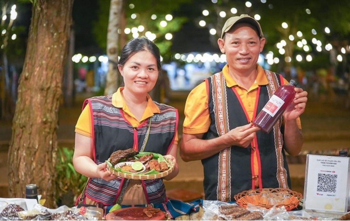 Roi tơƀôh tơmam OCOP tơ̆ kơchơ Măng Đen (apŭng Kon Plông, dêh char Kon Tum)