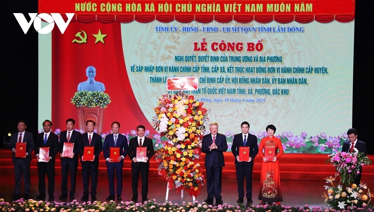 Groi Thủ tướng Rnâng kan Nguyễn Hòa Bình ntăm nău n’glêh an n’hanh mbah rhơn n’gor Lâm Đồng