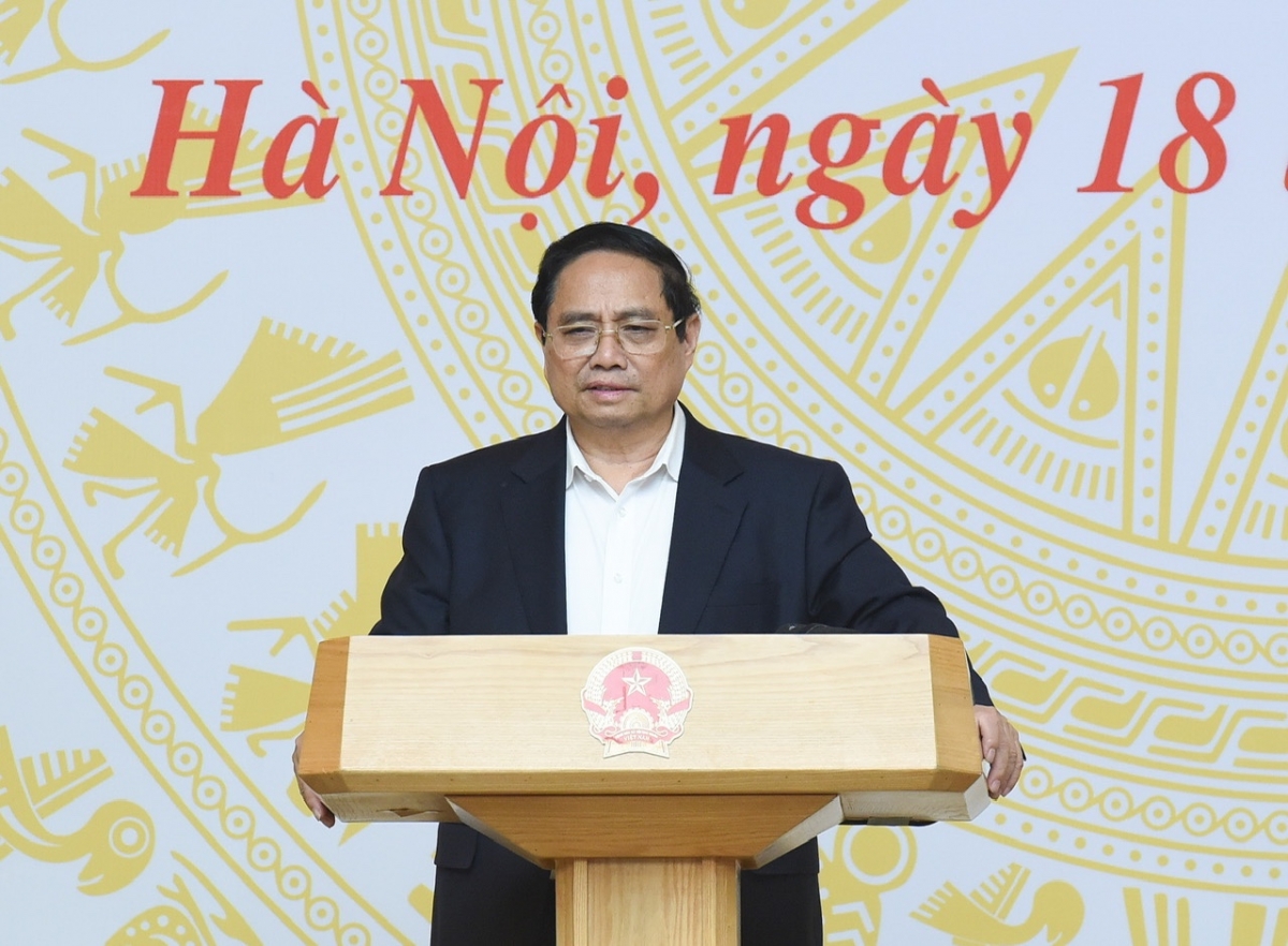 Thủ tướng Phạm Minh Chính ƀư tơm nar rƀŭn lam dak mpeh nau nchrăp ân rơh thi tốt nghiệp THPT năm 2025