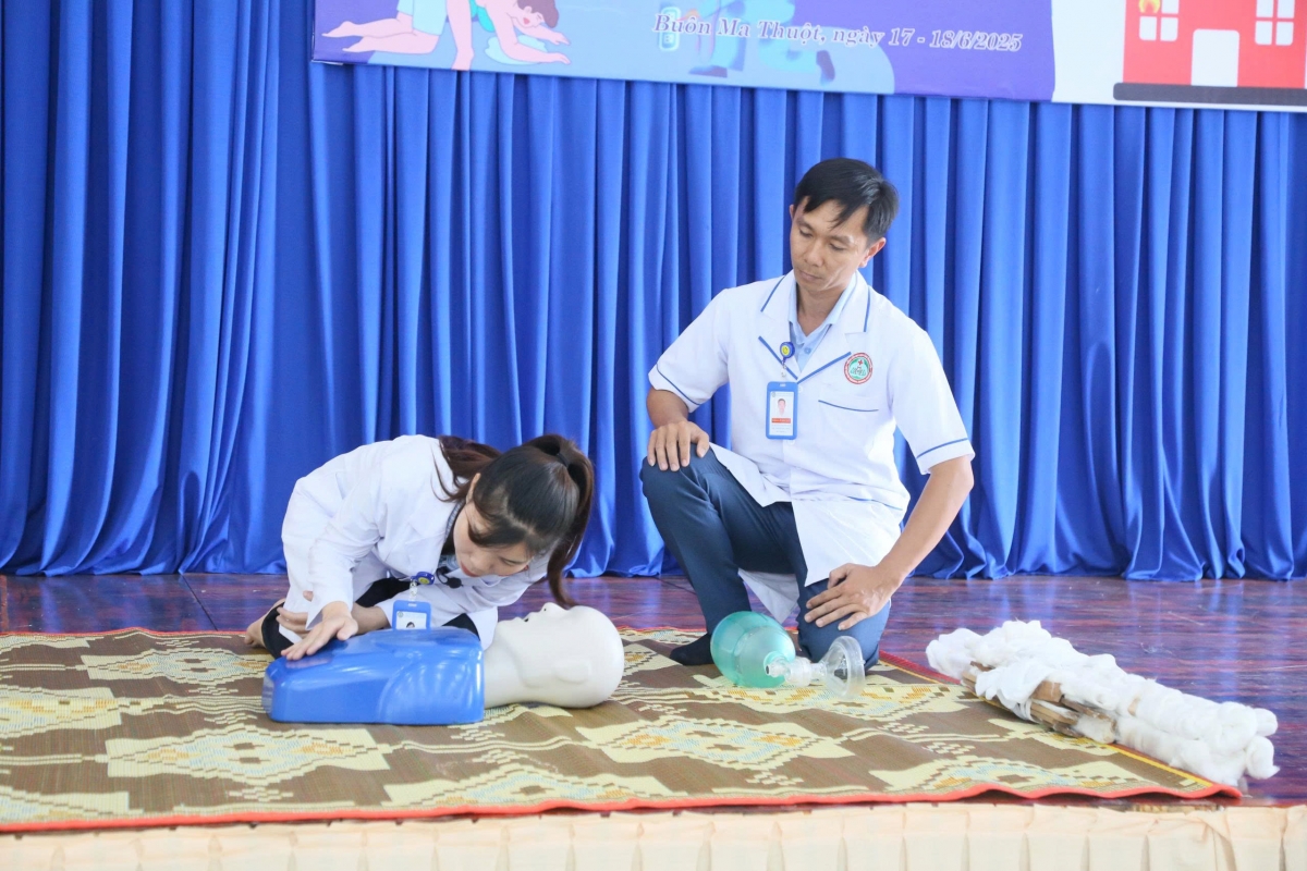 Mâu ƀok thái pơkeăng dêi Hngêi pơkeăng Kân kơpong Tây Nguyên hnê pơlât tơdrêng apoăng klêi tro klâk têa