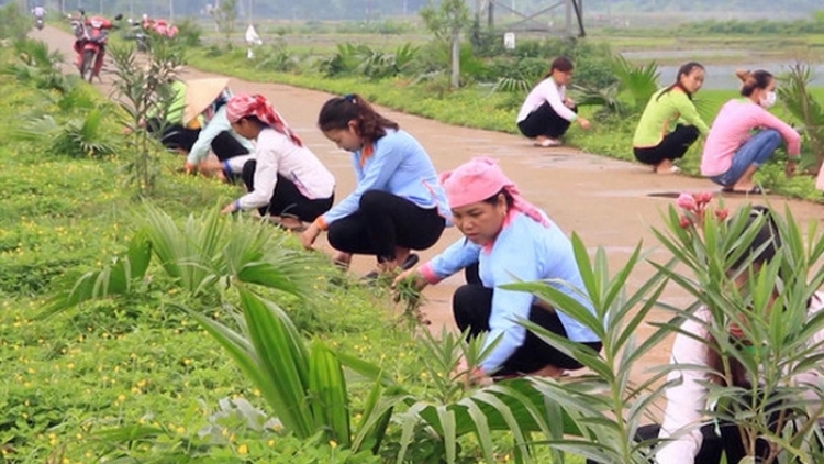 Pơdah rơđah bruă pla bơnga ngă mơtah hăng agaih hiam plơi pla hăng čư̆ siăng