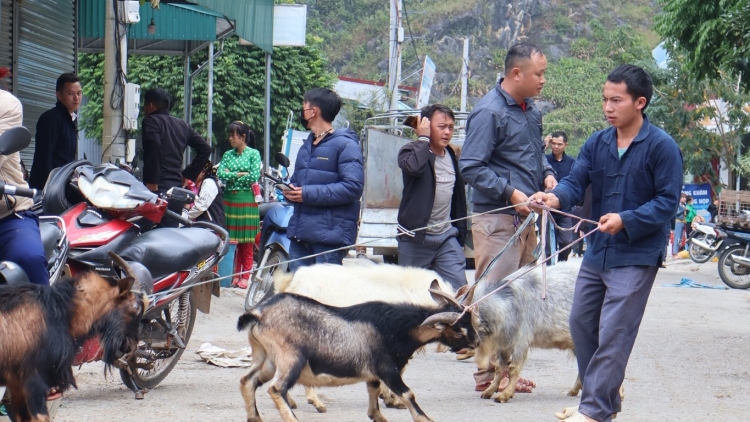 Chương trình phát thanh quam Tay thứ 2 mự 18 bườn 12 pì 2023