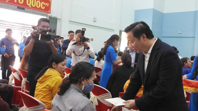Phó Thủ tướng Trần Hồng Hà pà phan satềp tàm càr Kon Tum
