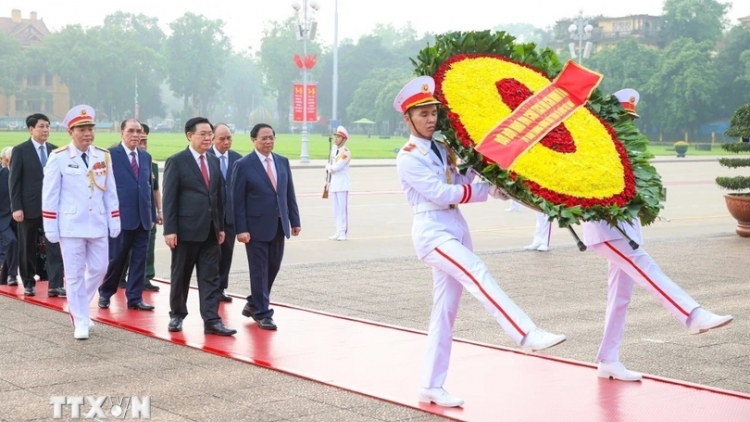 Khua git gai Ping gah, Kơnuk kơna mut čuă pơsat jep Khua mir sir Hồ Chí Minh