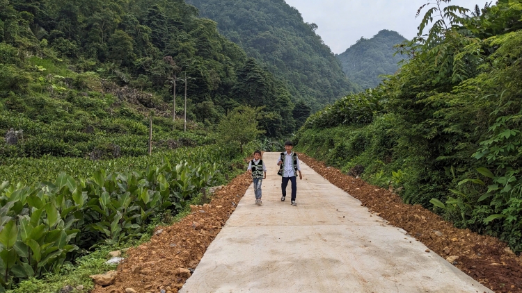 Cao Bằng: Từng bước hoàn thiện hệ thống giao thông để nâng cao đời sống người dân