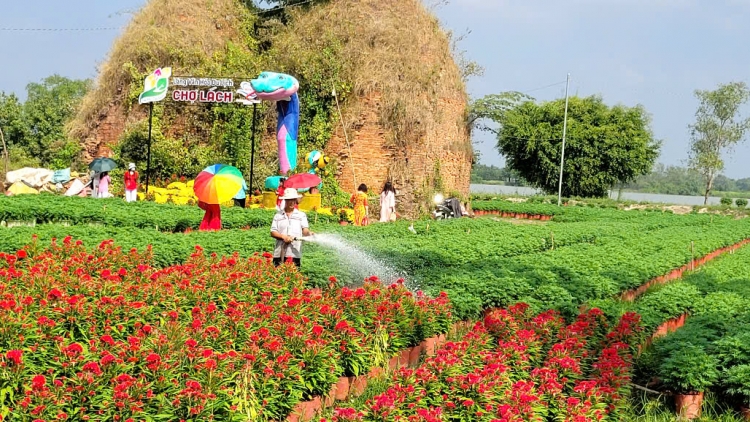 ខេត្តបេនត្រែ ត្រៀមរៀបចំសប្បាយនិទាឃរដូវ អំណរឆ្នាំថ្មីផង និងបង្ការទប់ស្កាត់ទឹកប្រៃលុកលុយការពាររដូវកាលផង