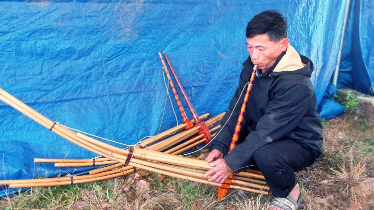 Khèn Mông - Nét độc đáo của nhạc cụ truyền thống