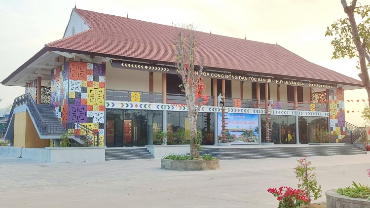 Làng Văn hóa dân tộc - điểm du lịch mới ở Quảng Ninh