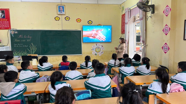Ngon tô thứ 4 mự 5 căm bườn 3 pì 2025- Dịch cúm lưn khửn cộp dáo 2 tưa: Yền Bái tủm pua pưng luông pùn chự phong