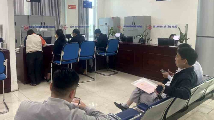 Ngon tô thứ 6 mự 14 căm bườn 3 pì 2025- Khảu dệt vịa lằng xiếp lặt, hựt họt chính quyên xư mình, cựt đảy lang đì