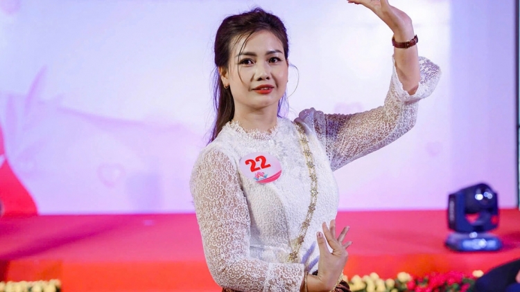 ស្ត្រីខ្មែរ Trịnh Thị Mỹ Lệ ទទួលបានជ័យលាភីឯកផ្នែកច្បាប់