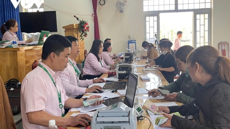 ZÊN VẶ CHÍNH SÁCH, ZOOI ACOON COH Z’LÂH ĐHARỰT