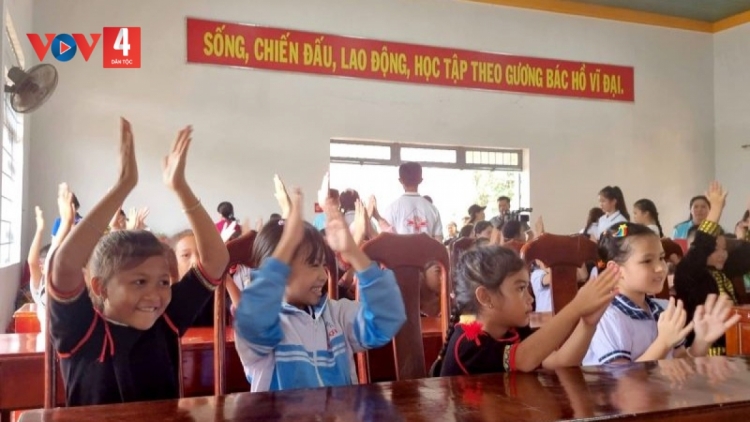 Rơnó pơtê hriâm tơniăn, vâi hdrêng hơniâp ro 