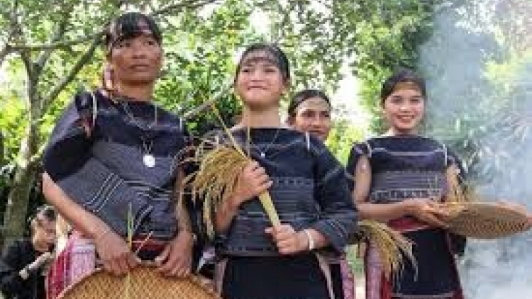 Tơdrong tơroi kră sơ̆ kơ bơngai Xdang păng găr ƀa yang tơpơng ăn