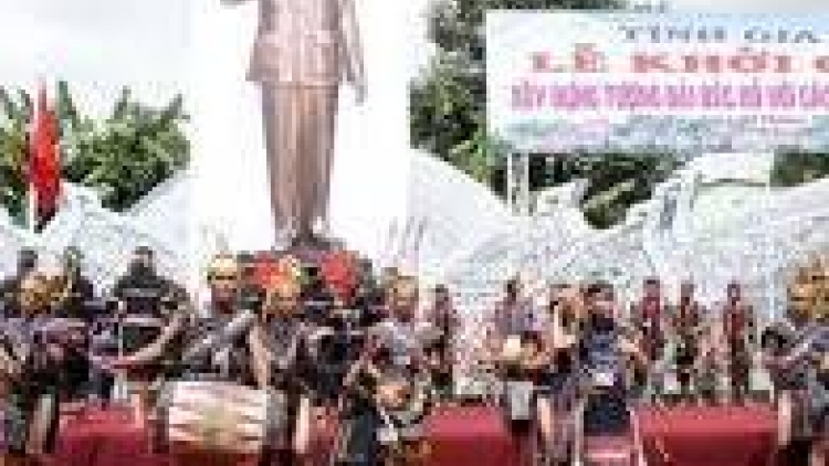 Bác Hồ sống mãi với Tây Nguyên