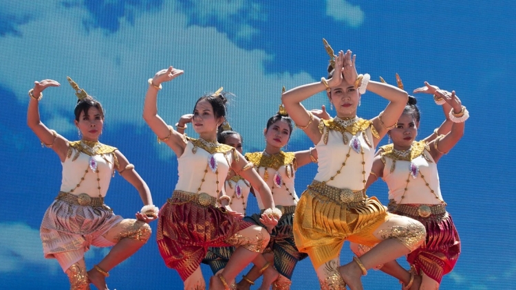 Múa Khơ Me: NHỊP CRAP ĐÊM TRĂNG