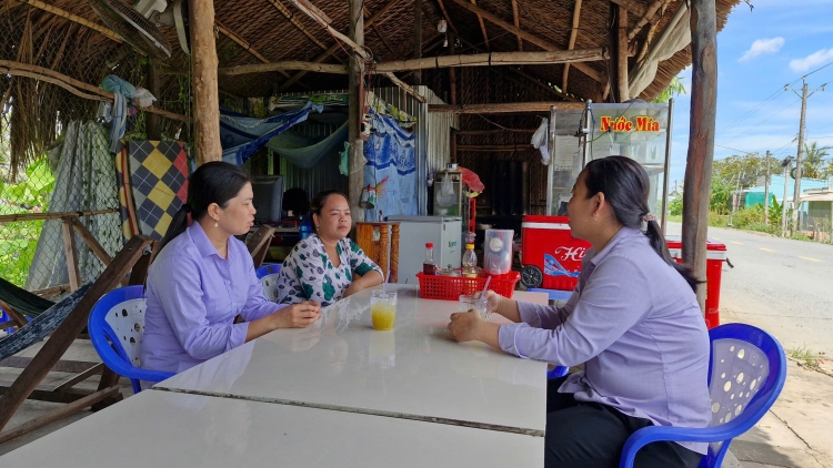 នារីខេត្តសុកត្រាំងពូកែធ្វើសេដ្ឋកិច្ច