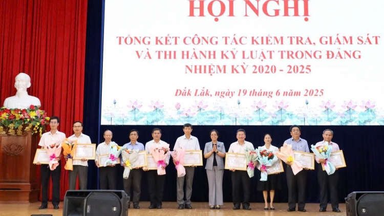 Êbeh 1.700 čô đảng viên, 35 êpul bruă đảng ti Daklak tuôm hŏng klei ƀuah mkra hlăm wưng thŭn 2020-2025 