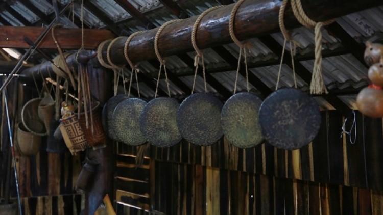 Ưn ngài Đảng sơn-io gùng 