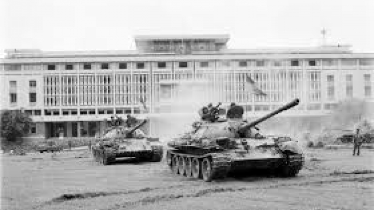 Chào anh giải phóng quân, chào mùa Xuân đại thắng 